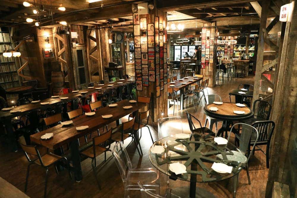 turntable lp and karoke bar korean restaurants in nyc