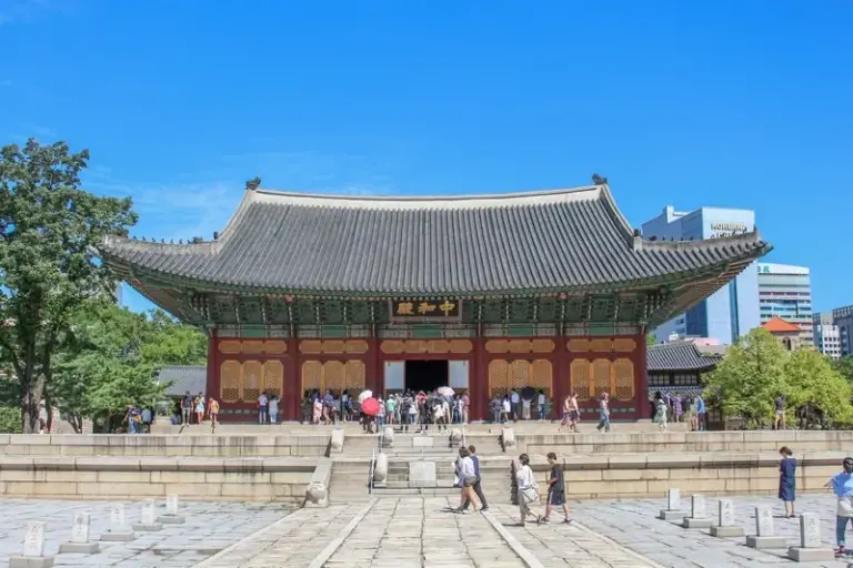 Exploring The Palaces Of Seoul